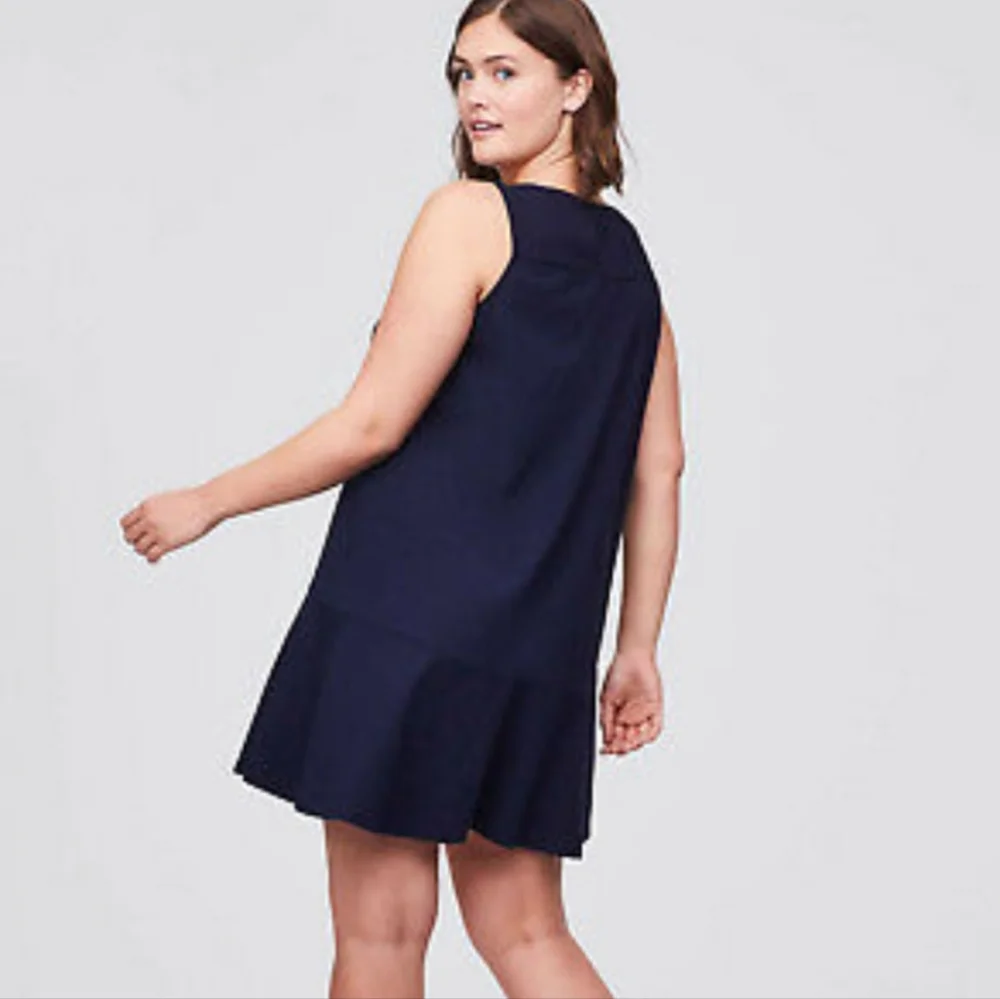 Daniel Rainn Navy Sleeveless Dress - Picture 2 of 7
